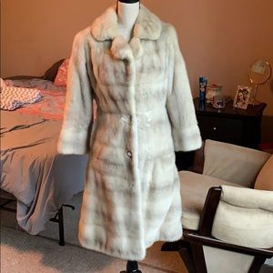 GENUINE Mink Fur coat.
